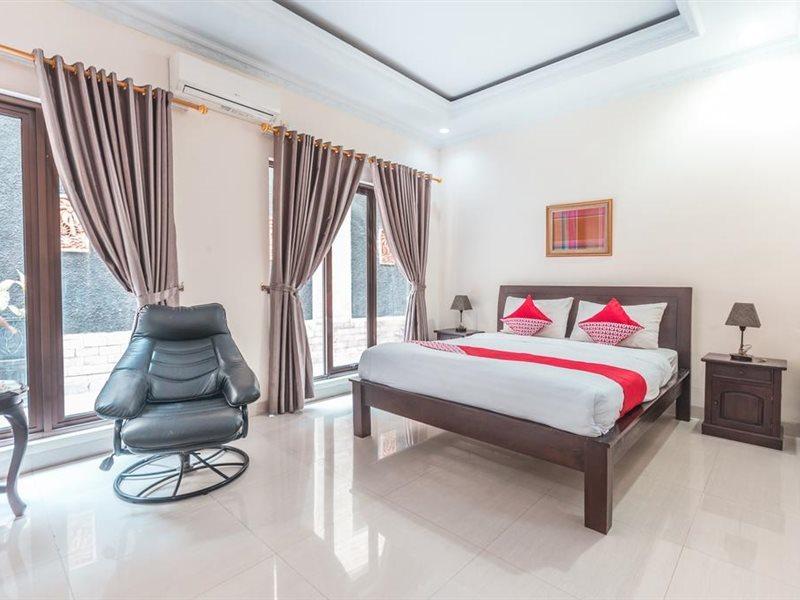 ג'קרטה Oyo 1667 Wisma Lux Barkah חדר תמונה