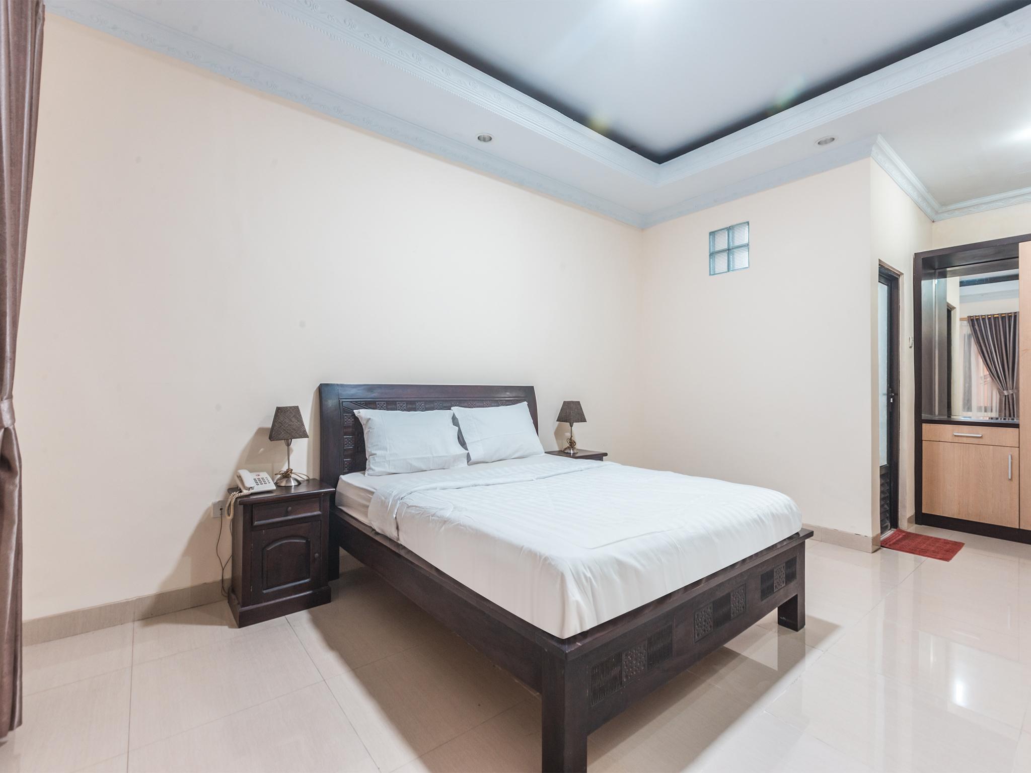 ג'קרטה Oyo 1667 Wisma Lux Barkah מראה חיצוני תמונה