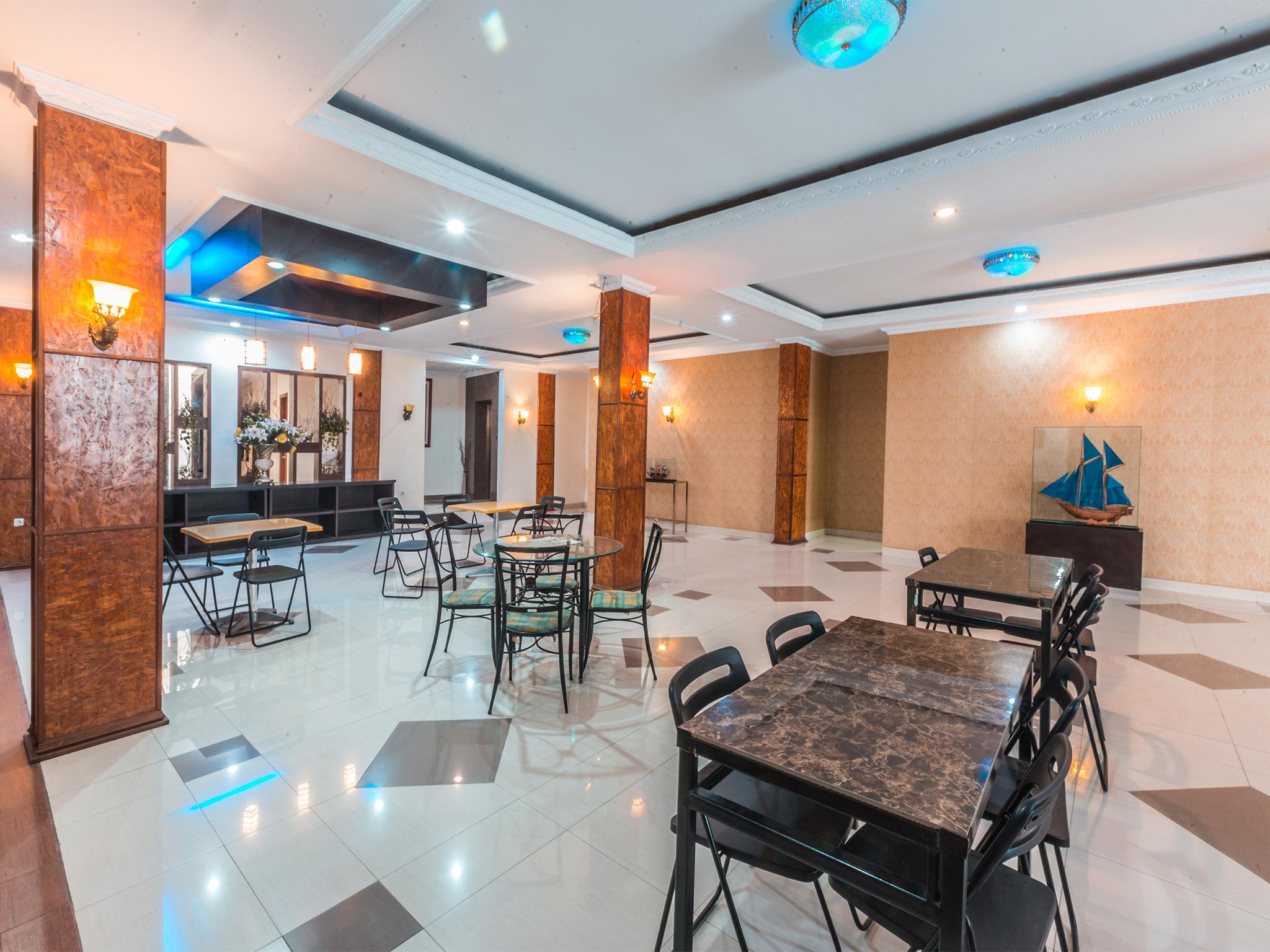 ג'קרטה Oyo 1667 Wisma Lux Barkah מראה חיצוני תמונה
