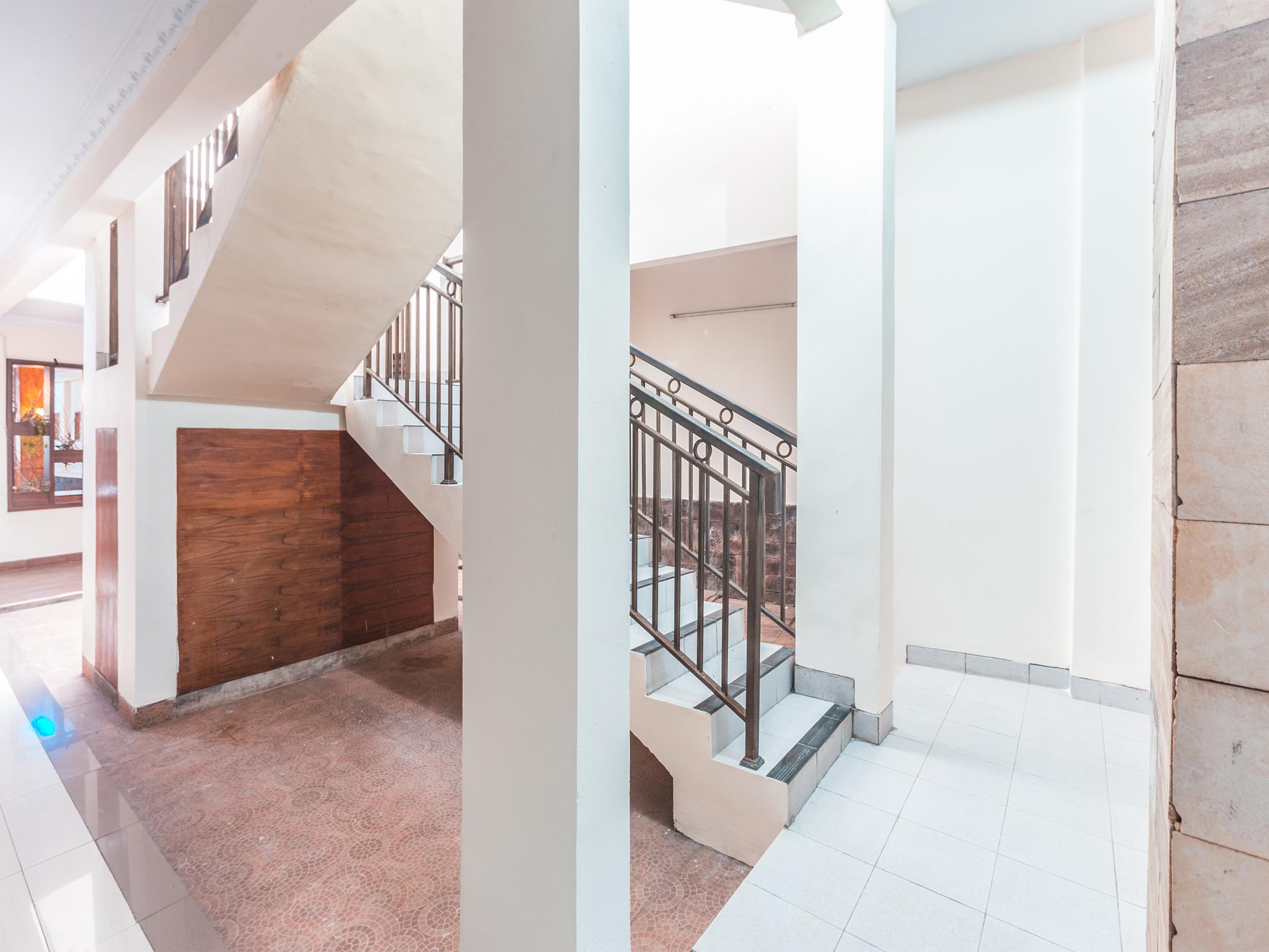 ג'קרטה Oyo 1667 Wisma Lux Barkah מראה חיצוני תמונה